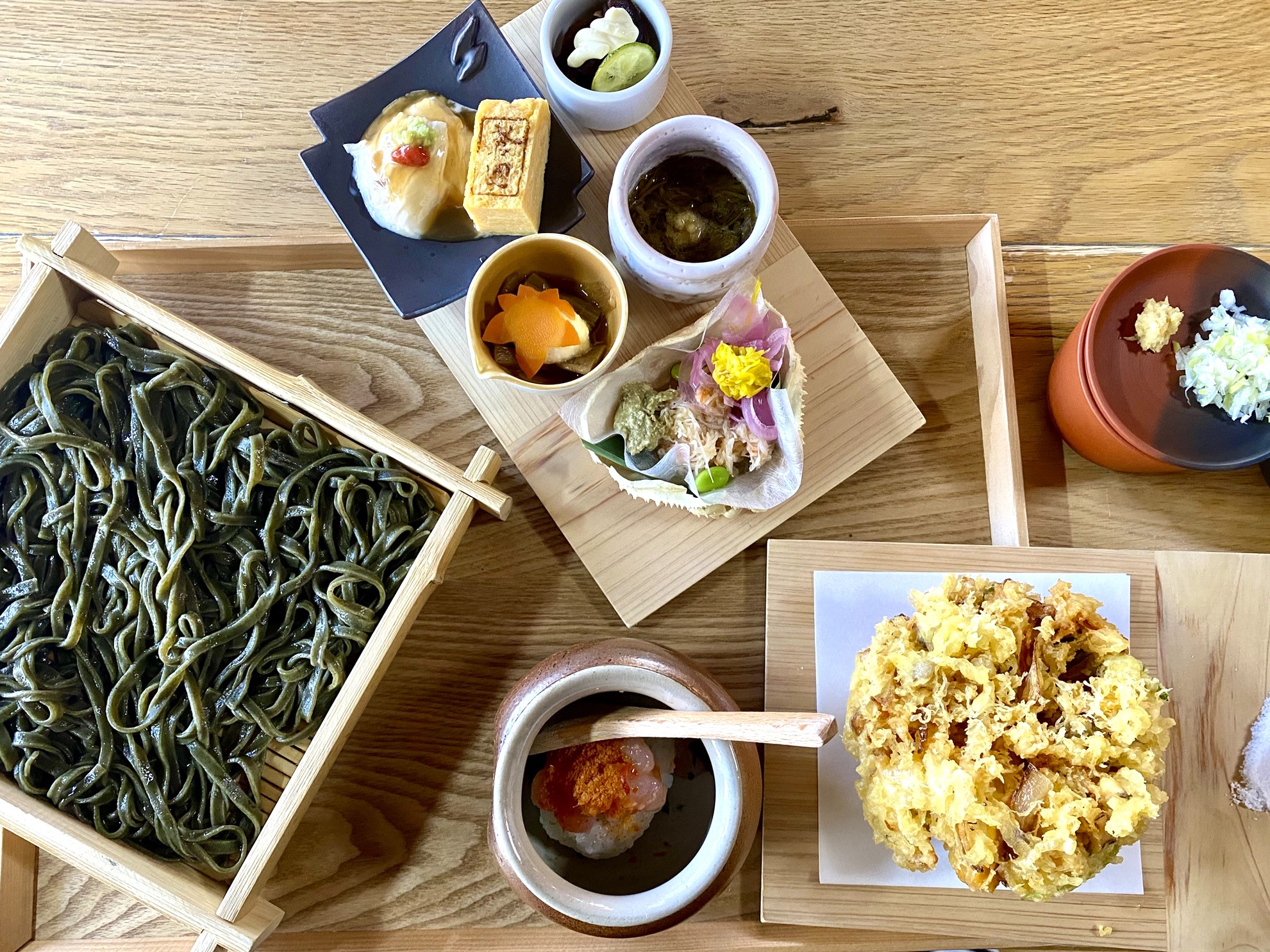 【UZU佐渡2km おすすめのお店 その4】 食、空間、おもてなしの全てが上質な「佐渡うどん 蒼囲」